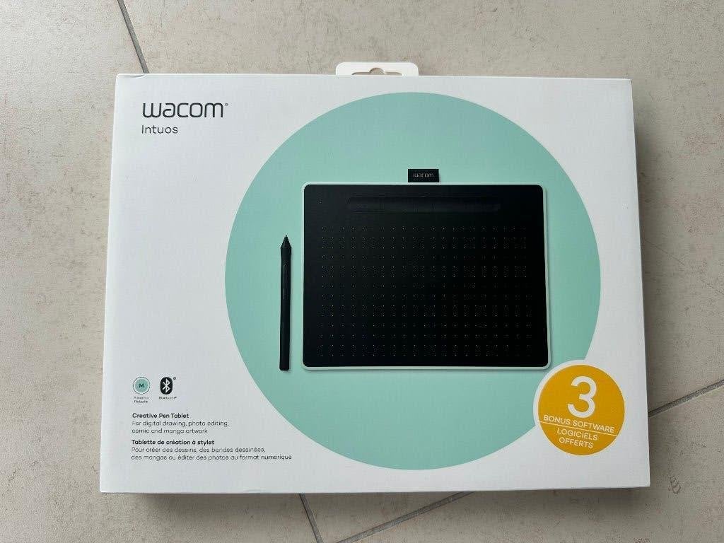 Wacom Intuos Medium Tekentablet (Pistache) - originele doos, Ophalen of Verzenden, Gebruikt, Draadloos, Wacom