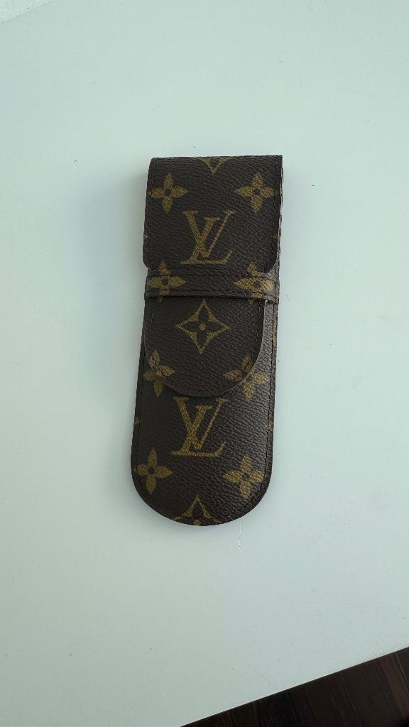 Louis Vuitton Etui Stylo, Pen case, Handtassen en Accessoires, Tassen | Damestassen, Zo goed als nieuw, Overige typen, Bruin, Ophalen of Verzenden