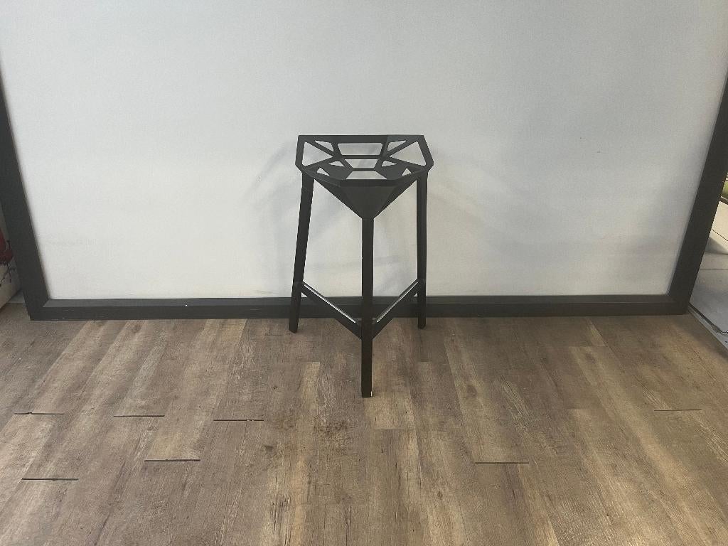 Barkruk Magis stool one, Enlèvement, Noir