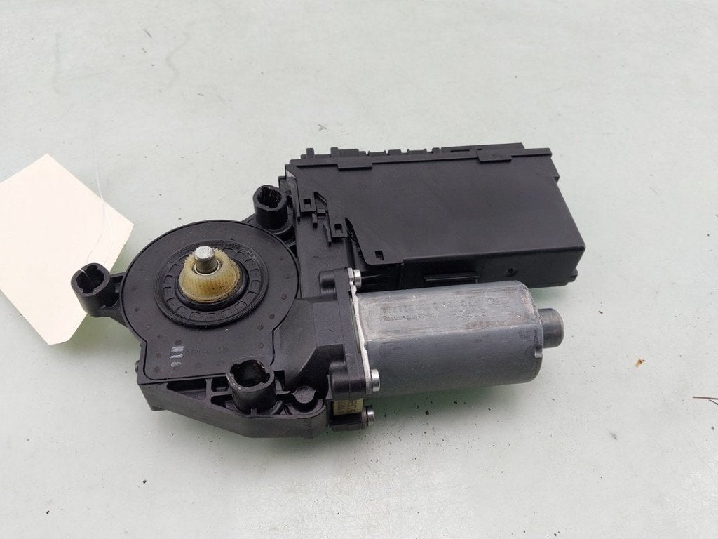 MOTEUR LEVE VITRE ELECTRIQUE Audi A4 Avant (B7), Autos : Pièces & Accessoires, Dhr. J. Ham, Administratie@autoham.nl, Audi, Utilisé