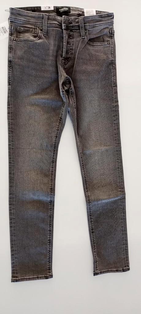 nieuwe jeans jack and jones W30 L32, Vêtements | Hommes, Jeans, Enlèvement ou Envoi, Neuf, W32 (confection 46) ou plus petit, Jack&Jones