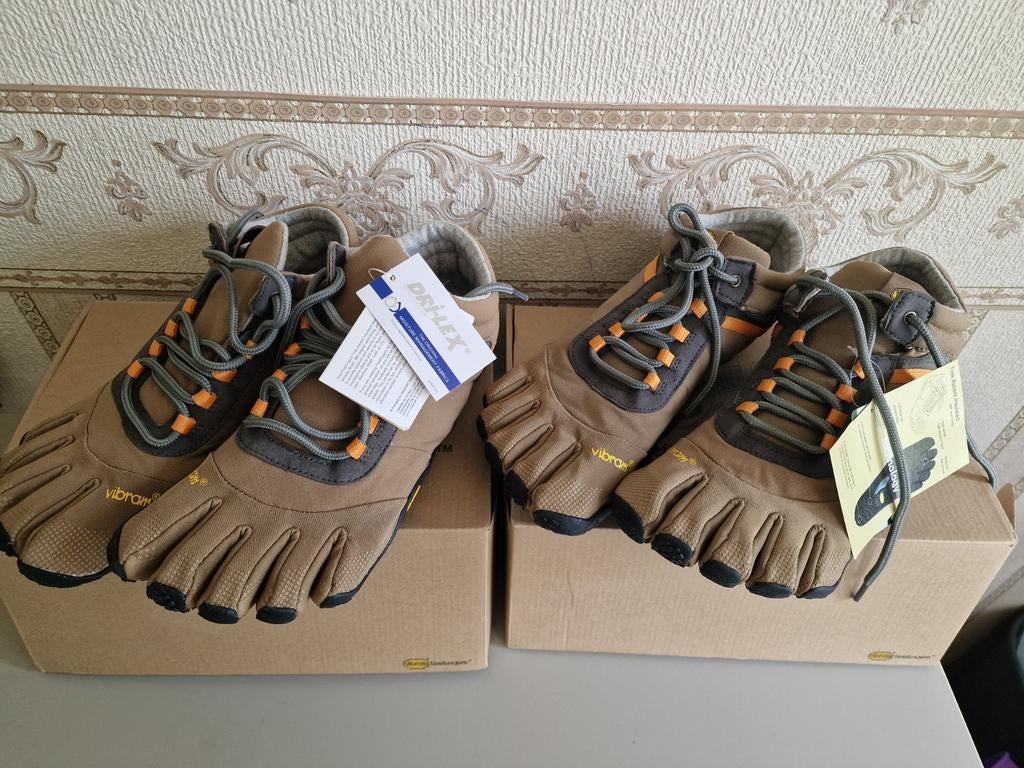 2x NIEUW Vibram FiveFingers Trek Ascent Insulated - Maat 44, Ophalen of Verzenden