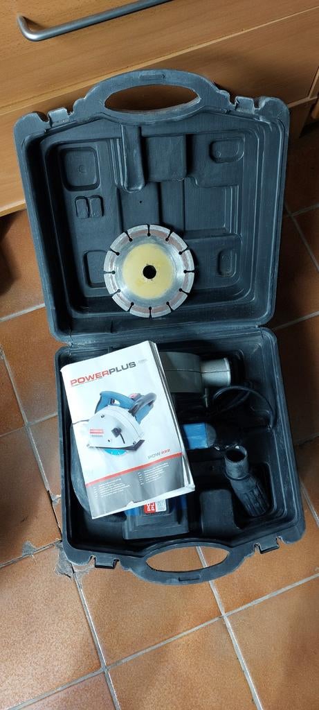 Slijpmachine voor sleuven Powerplus, Ophalen