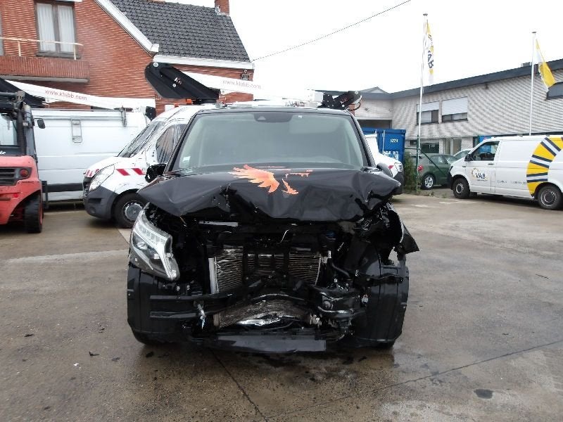 MERCEDES-BENZ VITO 114 DIESEL 04-22, Autos, Achat, Entreprise, Boîte manuelle, Autre carrosserie