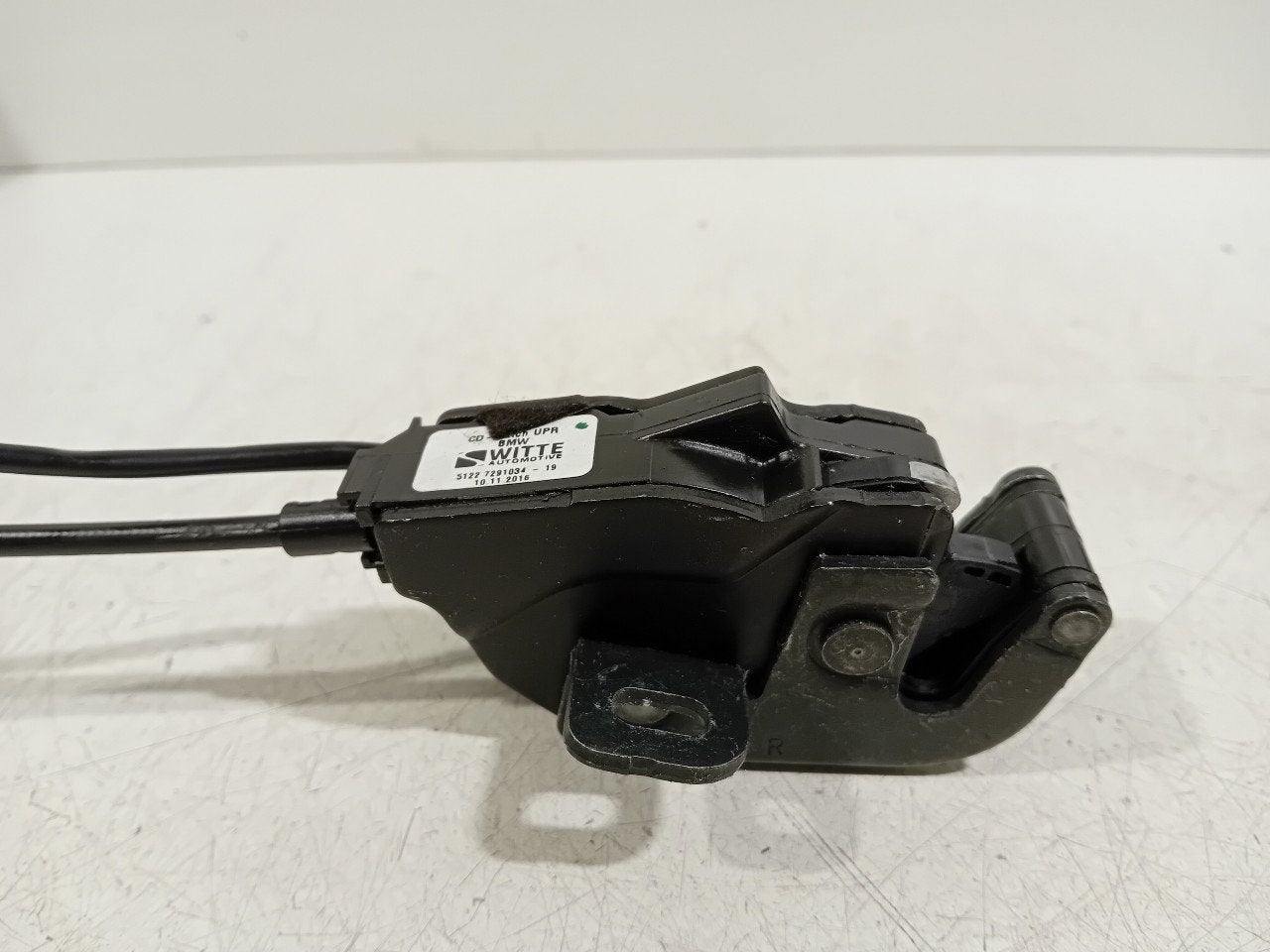 Slot mechaniek portier rechts achter BMW i3, Onderdelen@venauto.nl, Van der Ven Autorecycling B.V., Gebruikt, Ettenseweg 76, 4706 PB Roosendaal, The Netherlands