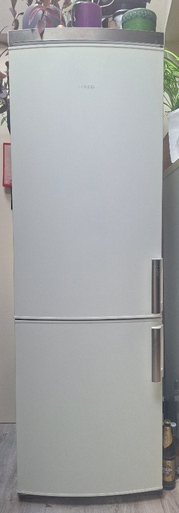 Frigo Congélateur AEG : URGENT 100€ (Au lieu de 175€), Electroménager, 160 cm ou plus, Enlèvement, Utilisé, 60 cm ou plus