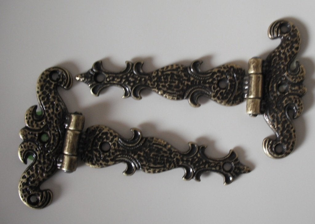 2 Nostalgische metalen deurscharnieren 11cm NIEUW !, Doe-het-zelf en Bouw, Ophalen of Verzenden, Nieuw, IJzer, Scharnier