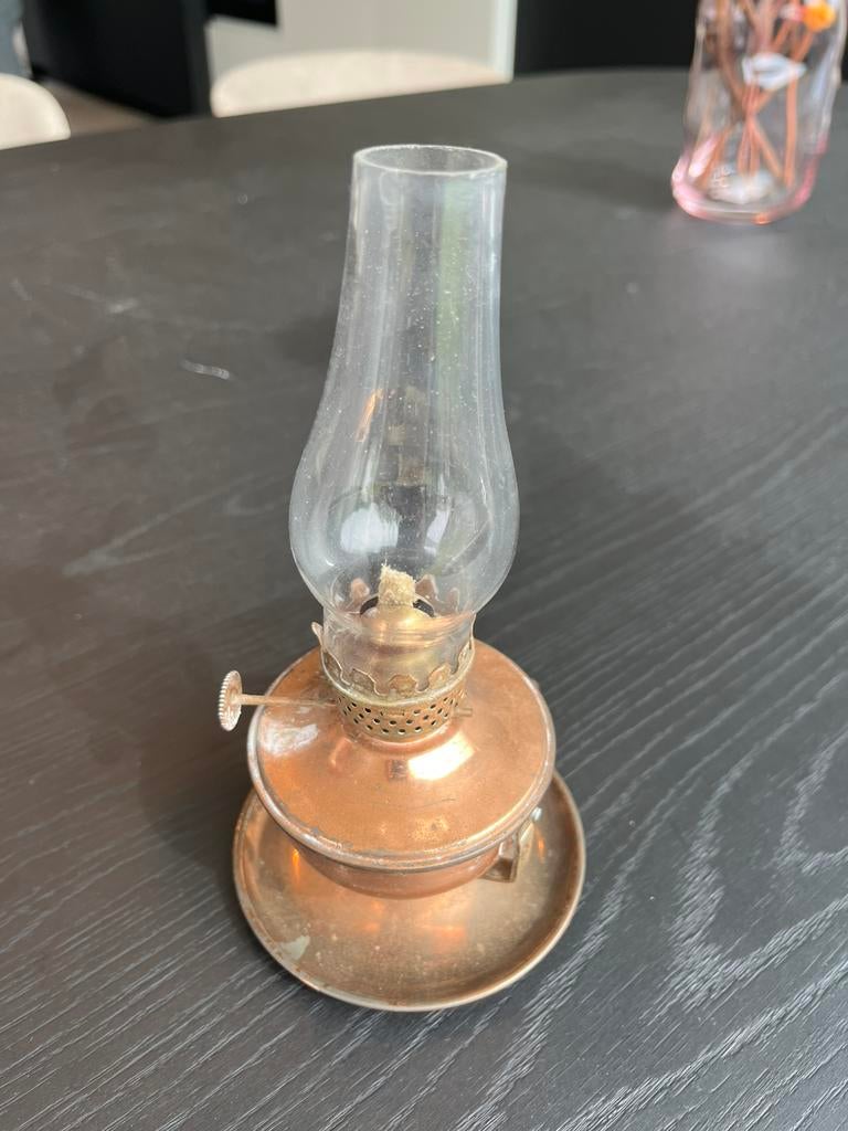 Olielamp, Enlèvement