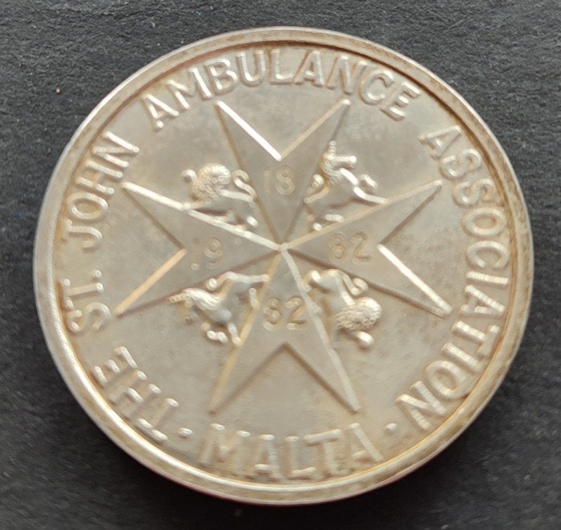 St. John Ambulance Vereniging Malta, Ophalen of Verzenden, Zilver