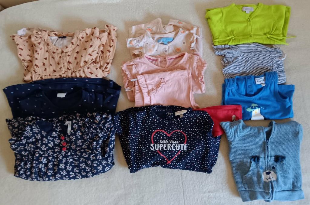 Pakket kledij meisje - maat 74 / 9 maand  (12 stuks), Enfants & Bébés, Vêtements de bébé | Taille 74, Enlèvement, Utilisé, Fille