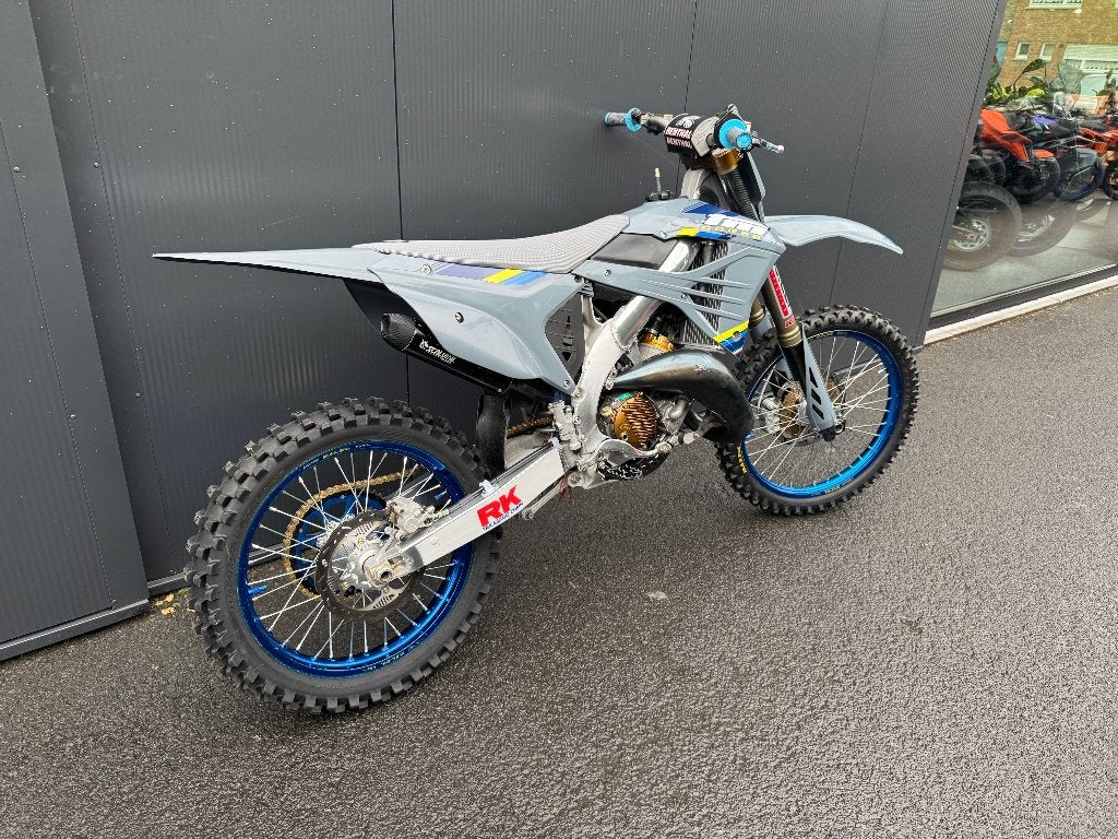 TM MC125 FACTORY, Motoren, Occasion, Bedrijf, Handgeschakeld, 1 cilinder