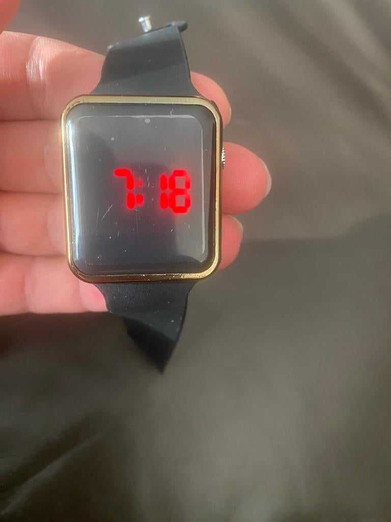 Digitaal horloge, Handtassen en Accessoires, Horloges | Heren, Overige merken, Overige materialen, Polshorloge, Overige materialen