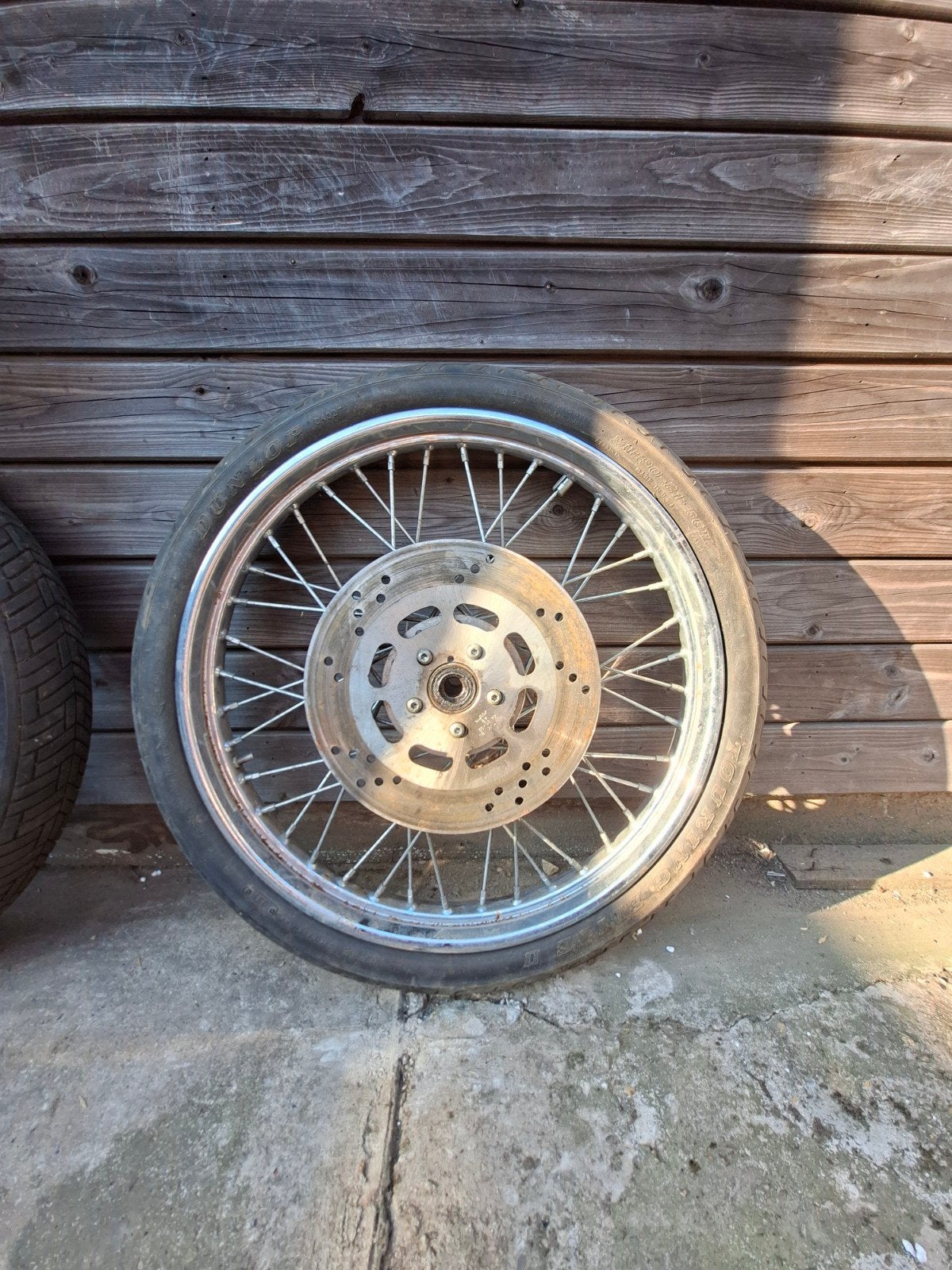Origineel Harley-Davidson 21 inch Spaakvoorwiel + Remschijf, Motoren, Ophalen