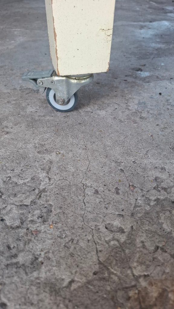 Hobbytafel, Hobby en Vrije tijd, Pottenbakken, Ophalen, Gebruikt