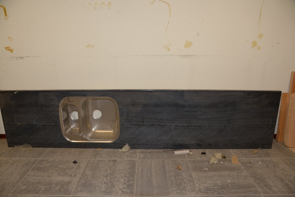 Keukenblad met spoelbak, Huis en Inrichting, Ophalen, Nieuw, 200 cm of meer, Grijs