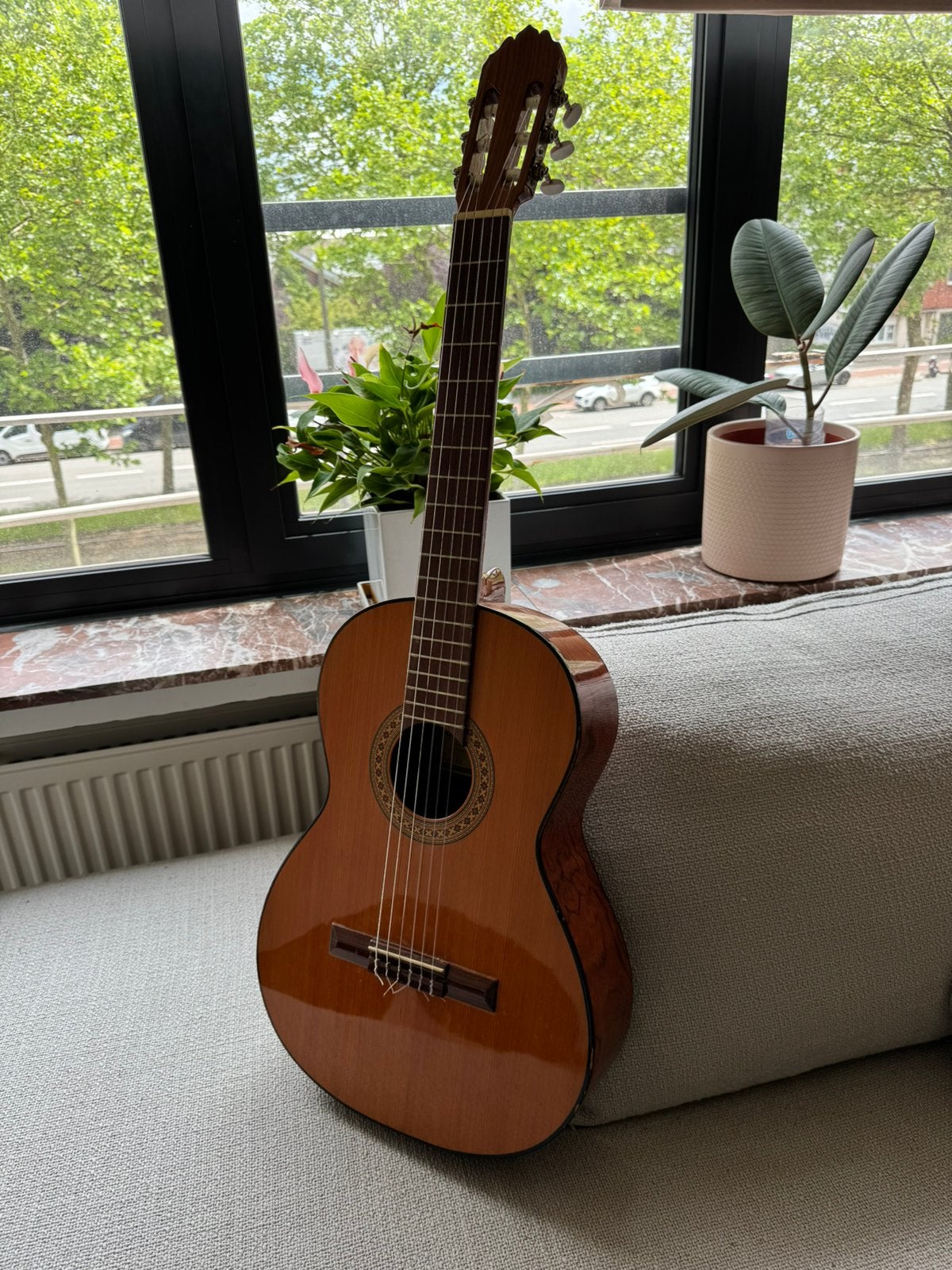 Spaans Klassiek Gitaar Joan Cashimira, Ophalen, Zo goed als nieuw