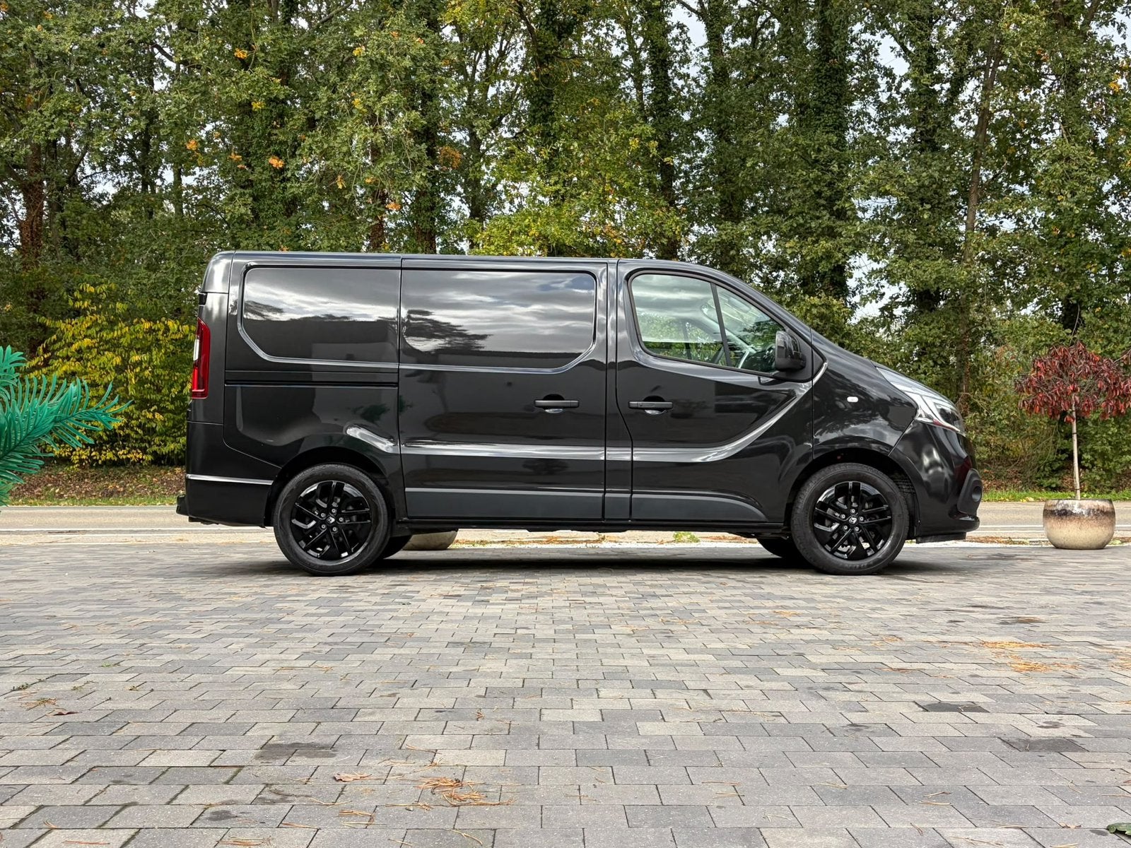 AUTOMAAT | 2021 | RENAULT TRAFIC | 46.000 KM, Auto's, Automaat, Dealer onderhouden, Euro 6, Renault