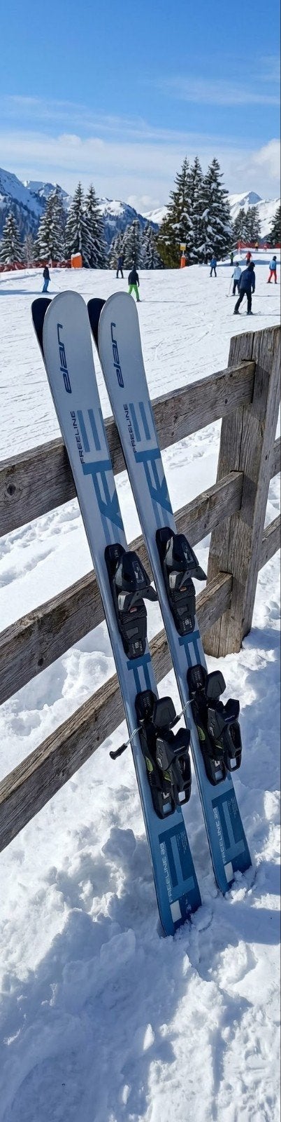 Pales à neige les plus récentes, 94 cm à 130 cm avec fixatio, Sports & Fitness, Carving, Enlèvement ou Envoi, Skis, Ski