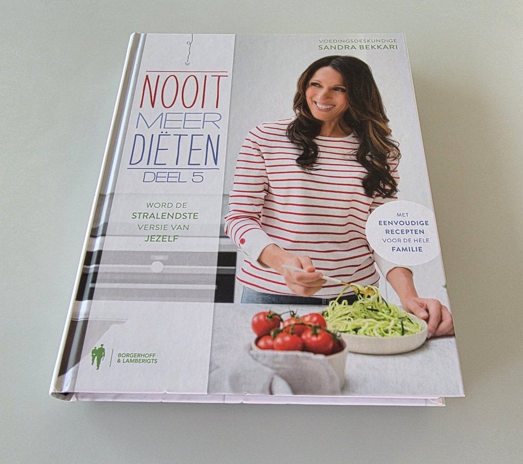 10 Sandra Bekkari kookboeken +5 Nooit Meer Diëten kookboeken, Boeken, Ophalen of Verzenden