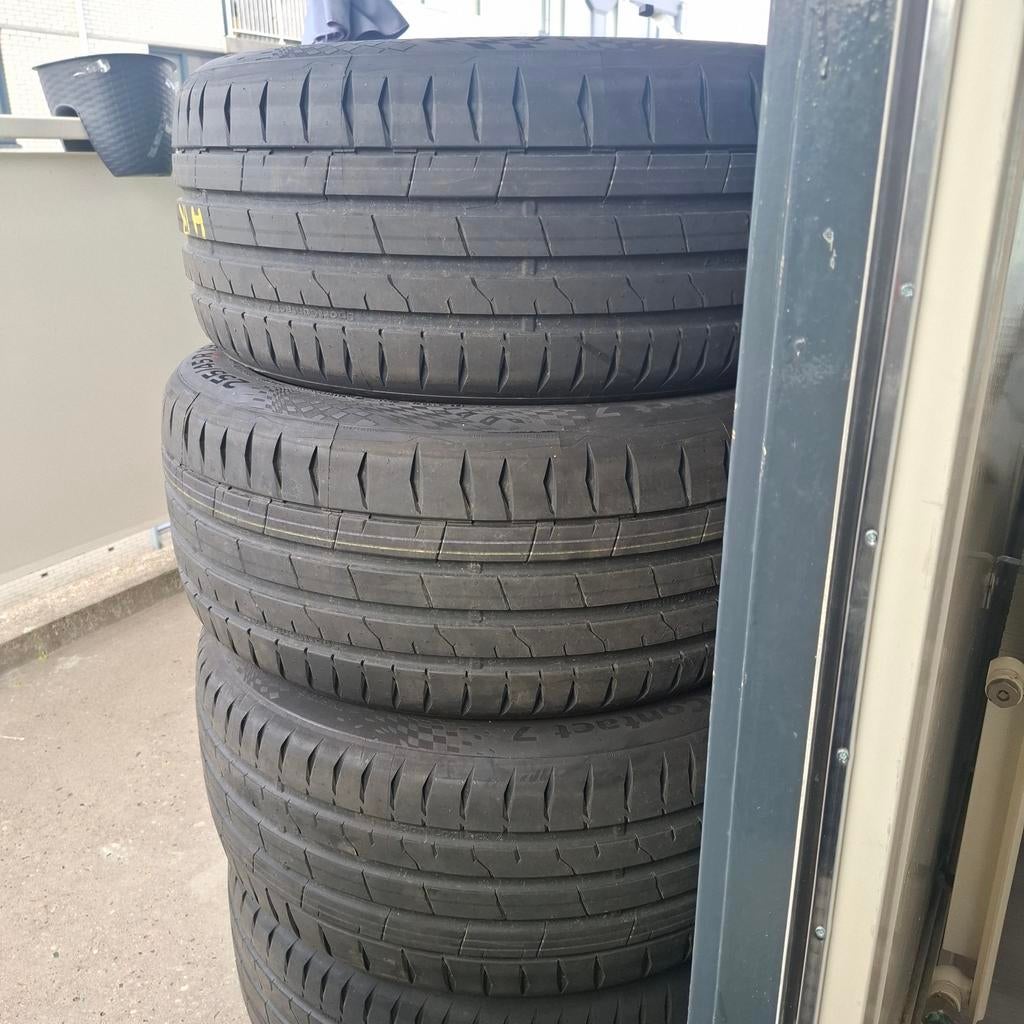 255 45 19 Continental 7, Tesla modèle Y jusqu'à 50 km d'occa, Autos : Pièces & Accessoires, Neuf, 255 mm, Enlèvement ou Envoi