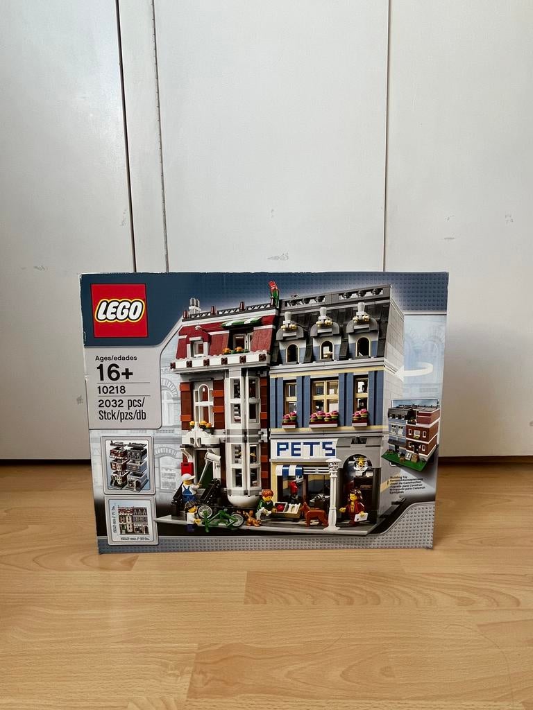 Lego Creator Expert 10218 : Pet Shop, Lego, Ophalen of Verzenden, Zo goed als nieuw, Compleet