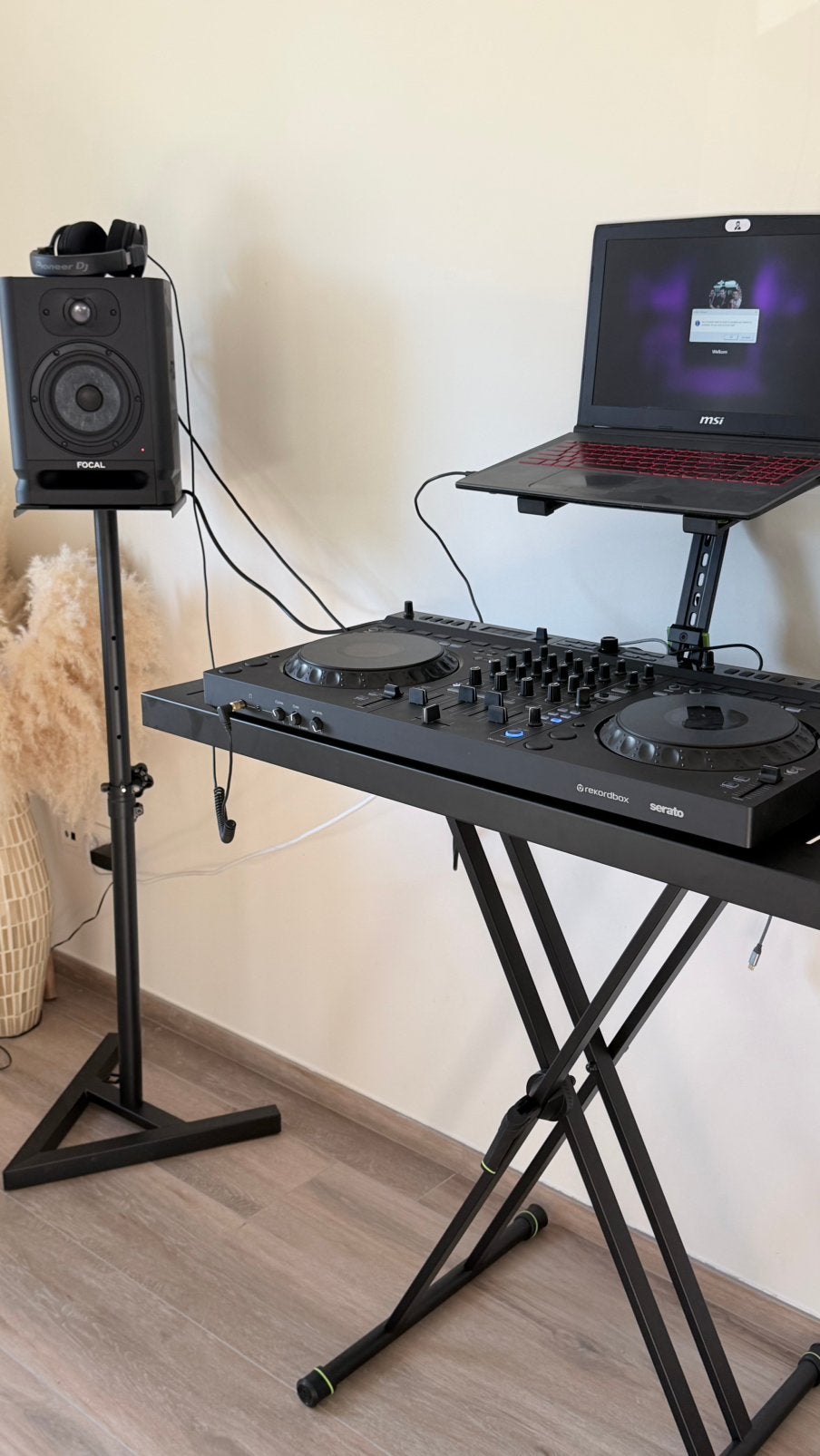 SET DJ COMPLET EN VENTE — ALPHATHETA DDJ-GRV6 + FOCAL, Musique & Instruments, Enlèvement ou Envoi, Neuf, DJ-Set, Autres marques