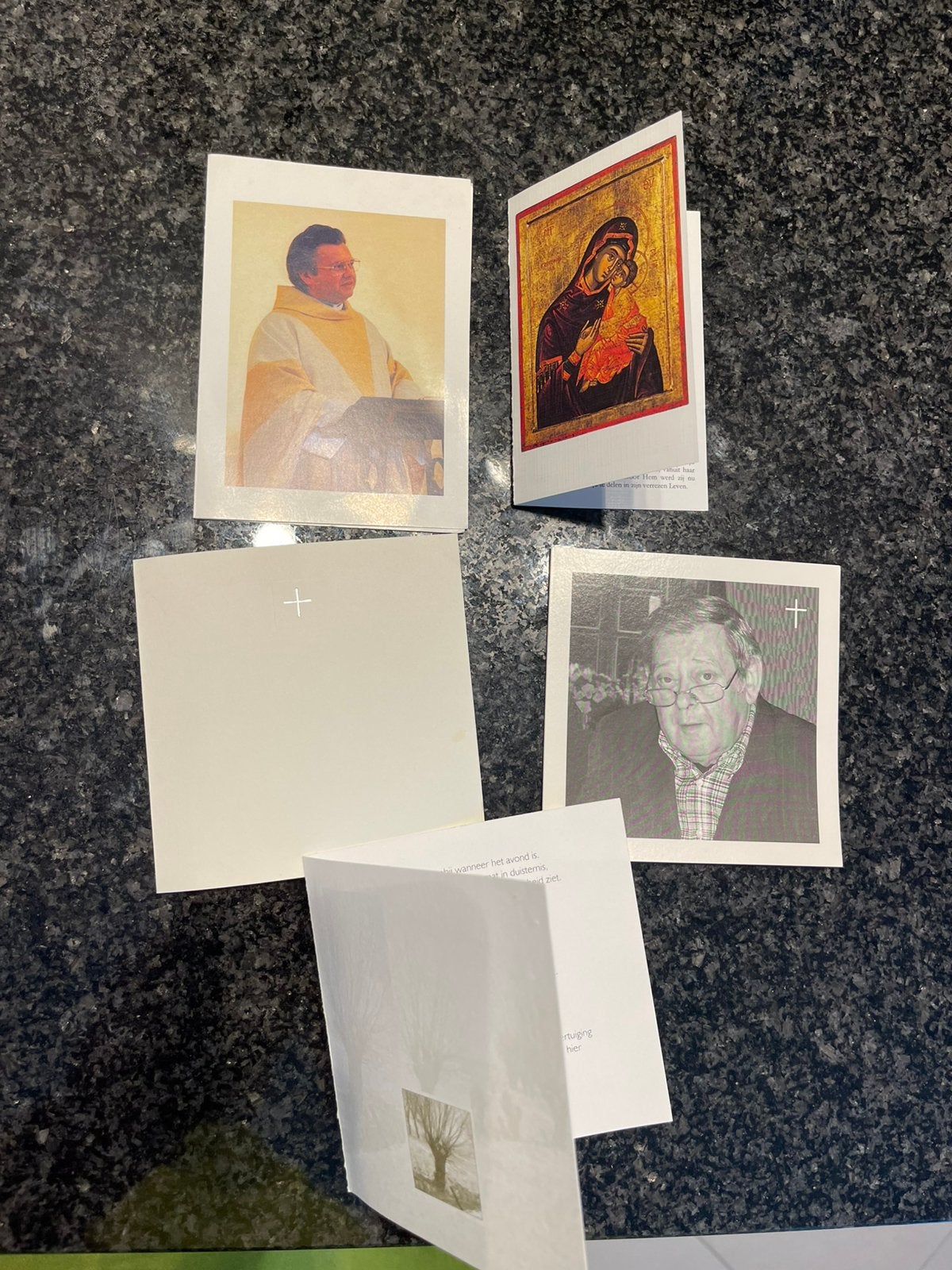 religieuze bidprentjes / doodsprentjes (Zusters & Priesters), Verzamelen, Ophalen of Verzenden