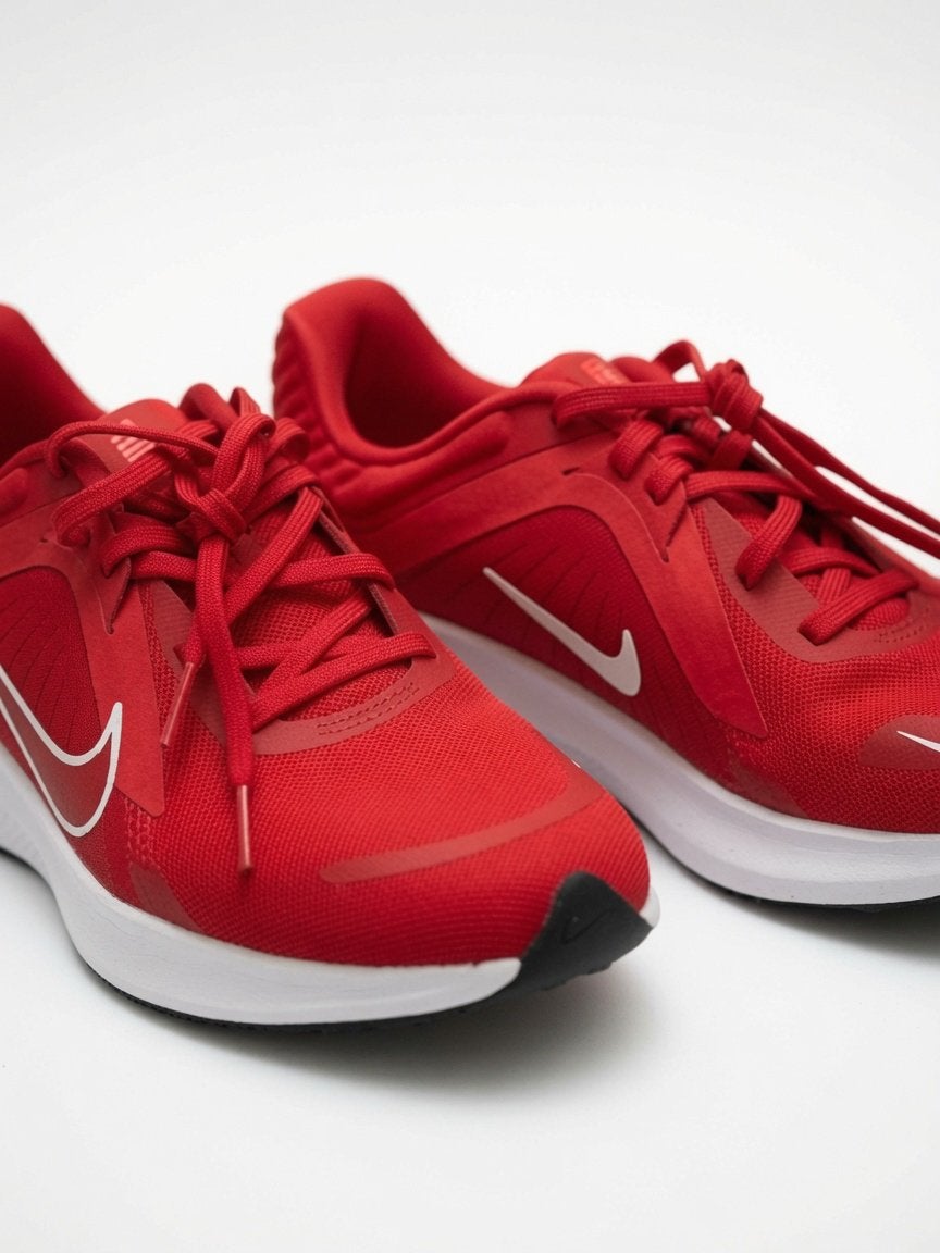 Helderrode Nike Quest 5 EU Maat 39-Nieuw te koop!, Nieuw, Ophalen of Verzenden, Hardlopen, Hardloopschoenen