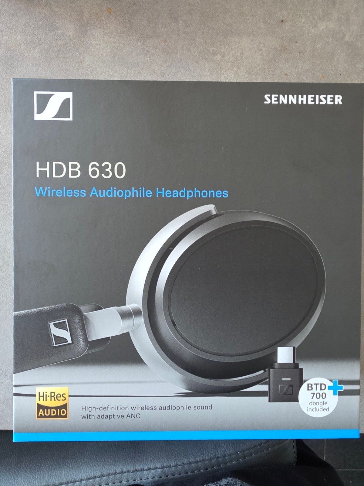 Sennheiser HDB 630 koptelefoon, Ophalen