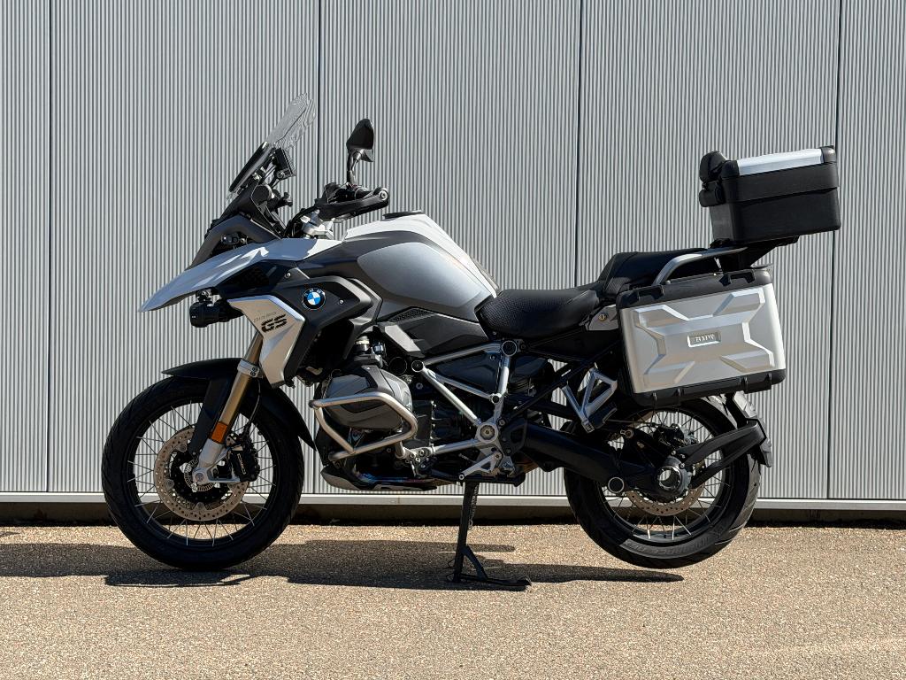 BMW R 1250 GS Dynamiek-, Comfort- & Touring-Pack / Akrapovic, 2 cilinders, 1254 cc, Motorrijbewijs A, Meer dan 35 kW