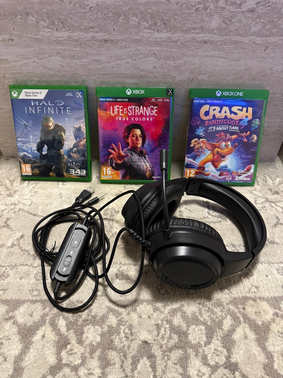 3 jeux Xbox Series X/S/One + casque, Consoles de jeu & Jeux vidéo, Enlèvement, Comme neuf