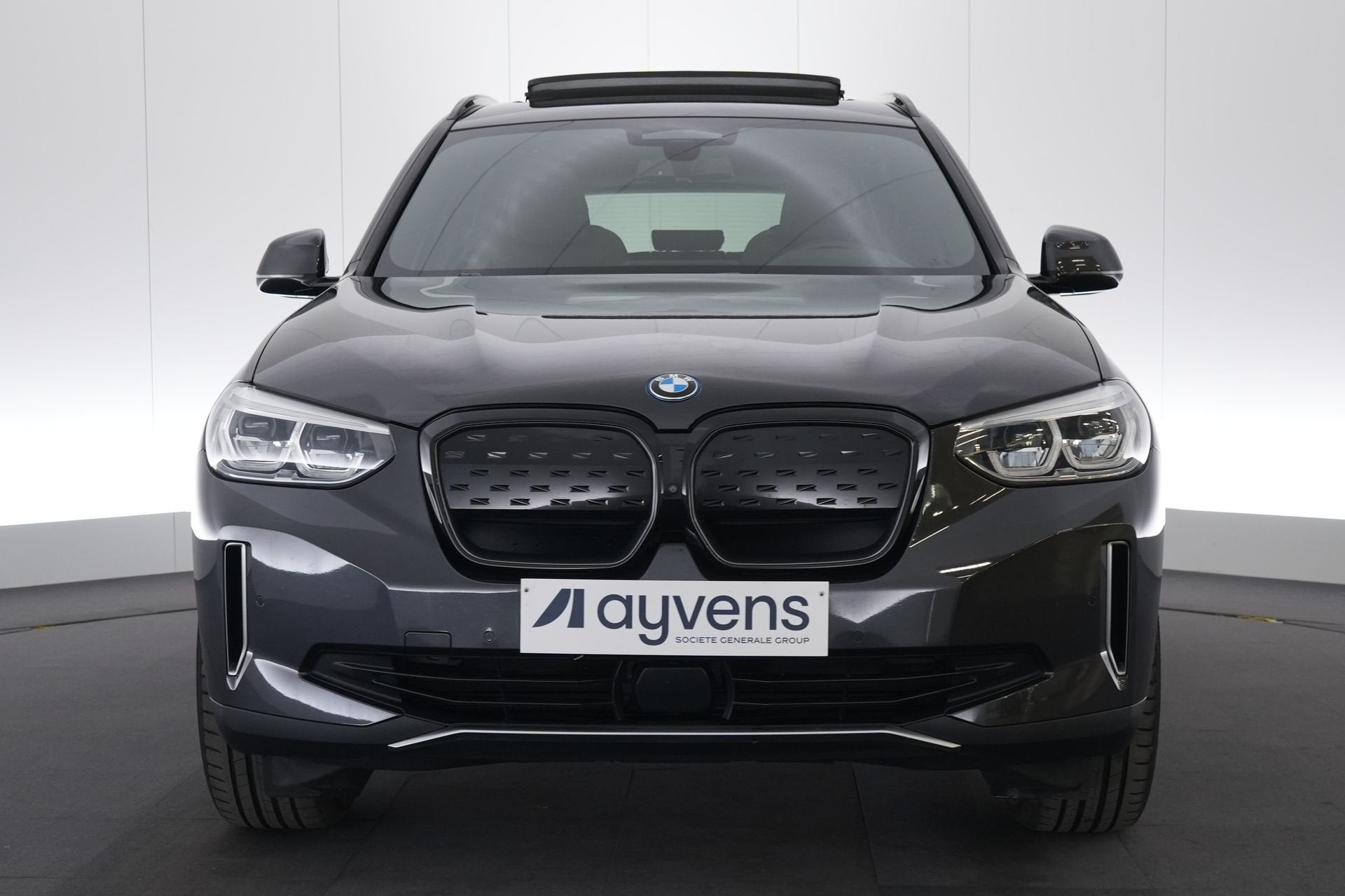 (2AWH426) BMW IX3, Argent ou Gris, Entreprise, Carnet d'entretien, https://public.car-pass.be/vhr/6c0bfcf3-497c-4ef7-b803-8227f19ea8c6