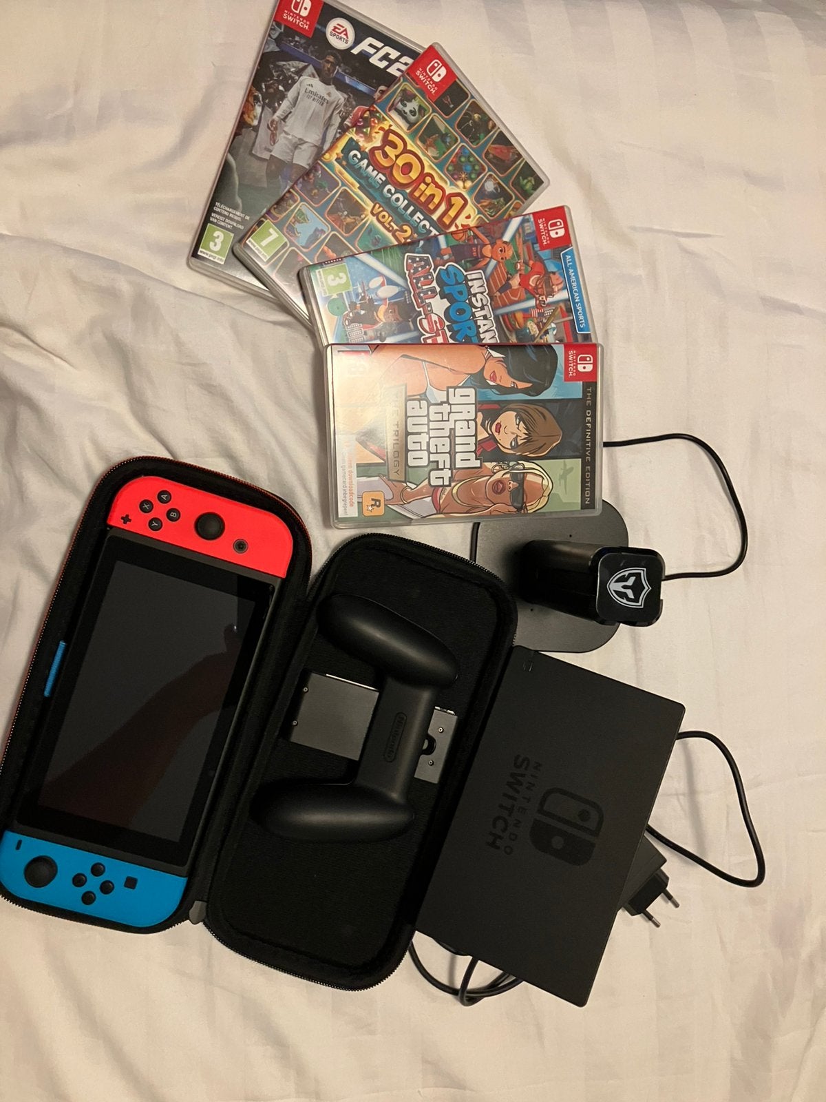 Switch als nieuw met garantie tot 29/4/2028, Ophalen of Verzenden, Zo goed als nieuw