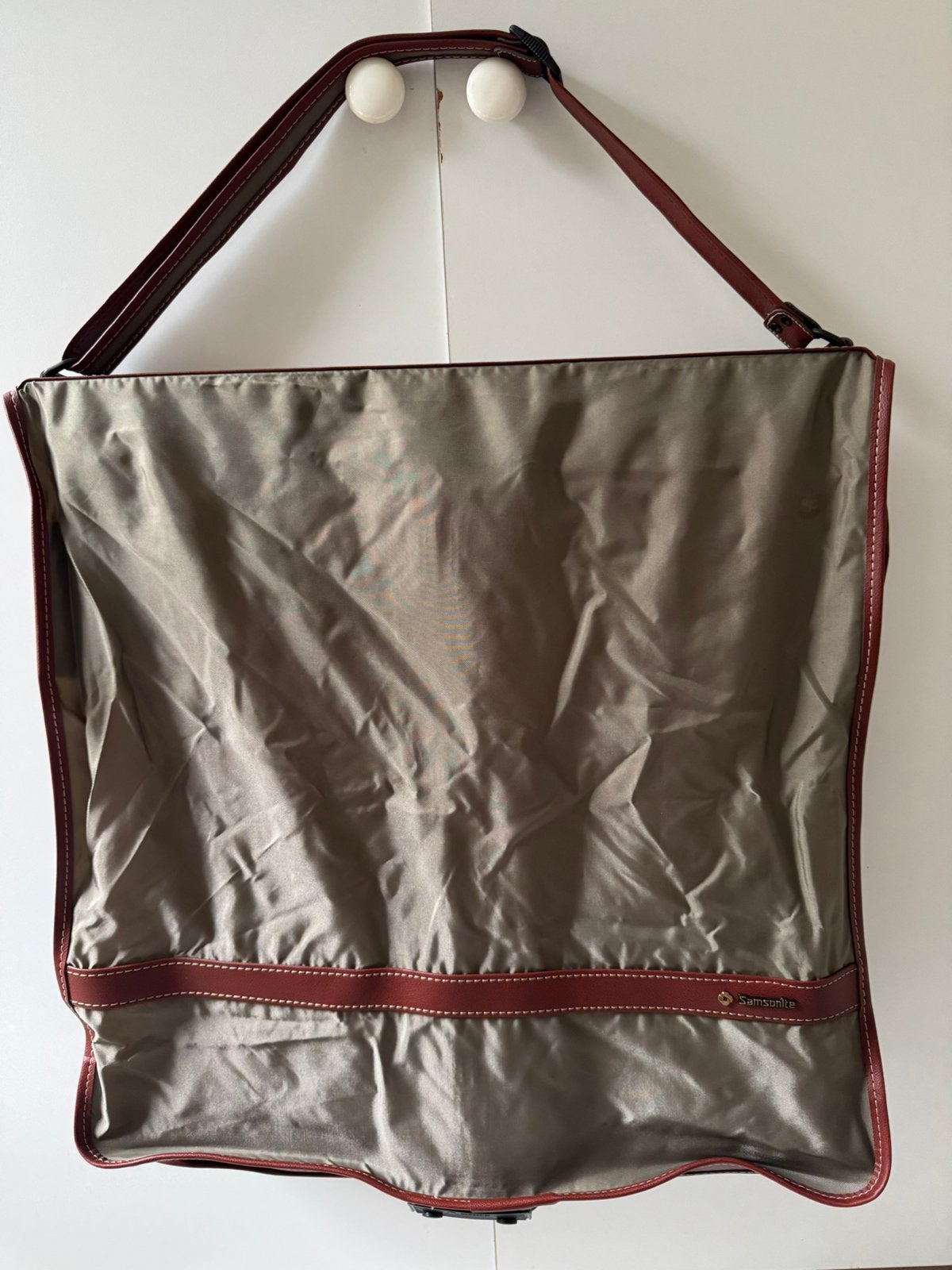 Samsonite kledingtas, Ophalen, Zo goed als nieuw