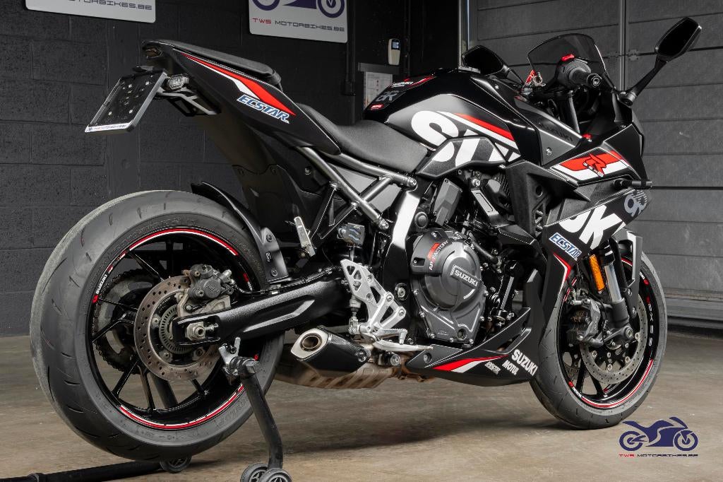 Suzuki GSX-8R - 14.000 km, Motoren, Motoren | Suzuki, 2 cilinders, Motorrijbewijs A, Bedrijf, Sport
