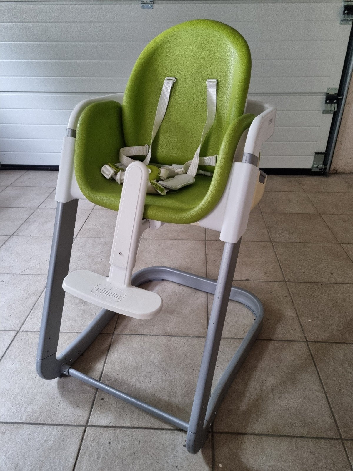 Kinderstoel Chicco, Kinderen en Baby's, Ophalen, Gordel(s)