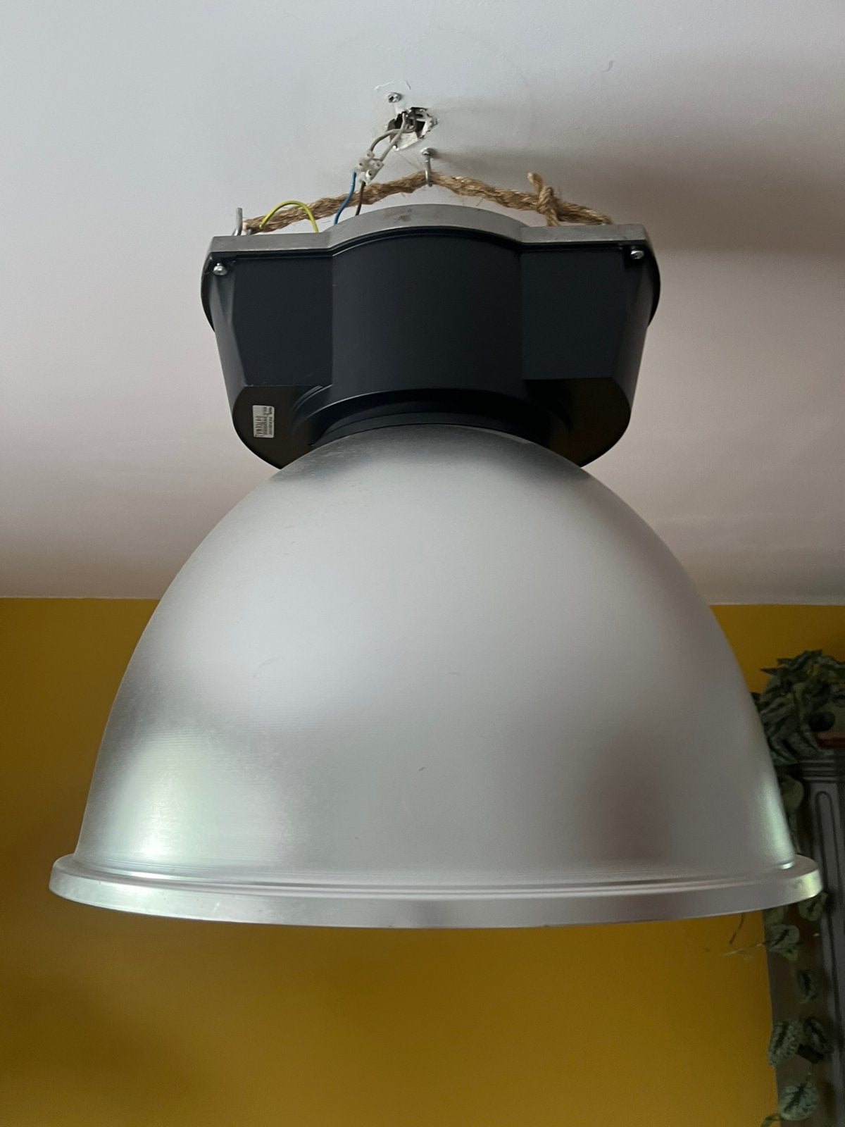 Industriële lamp, Ophalen, Zo goed als nieuw