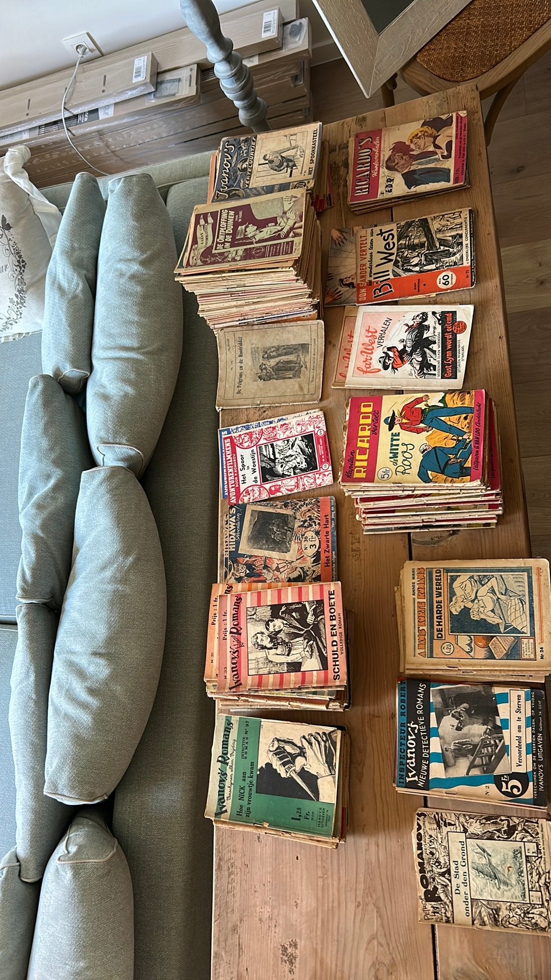 Groot Lot Mini romans vanaf jaren 40, Ophalen of Verzenden, Gelezen