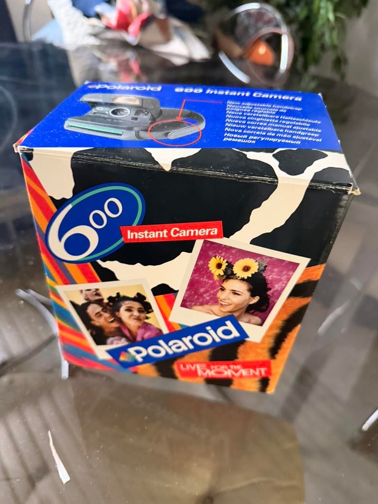 Polaroïd, Enlèvement, Comme neuf