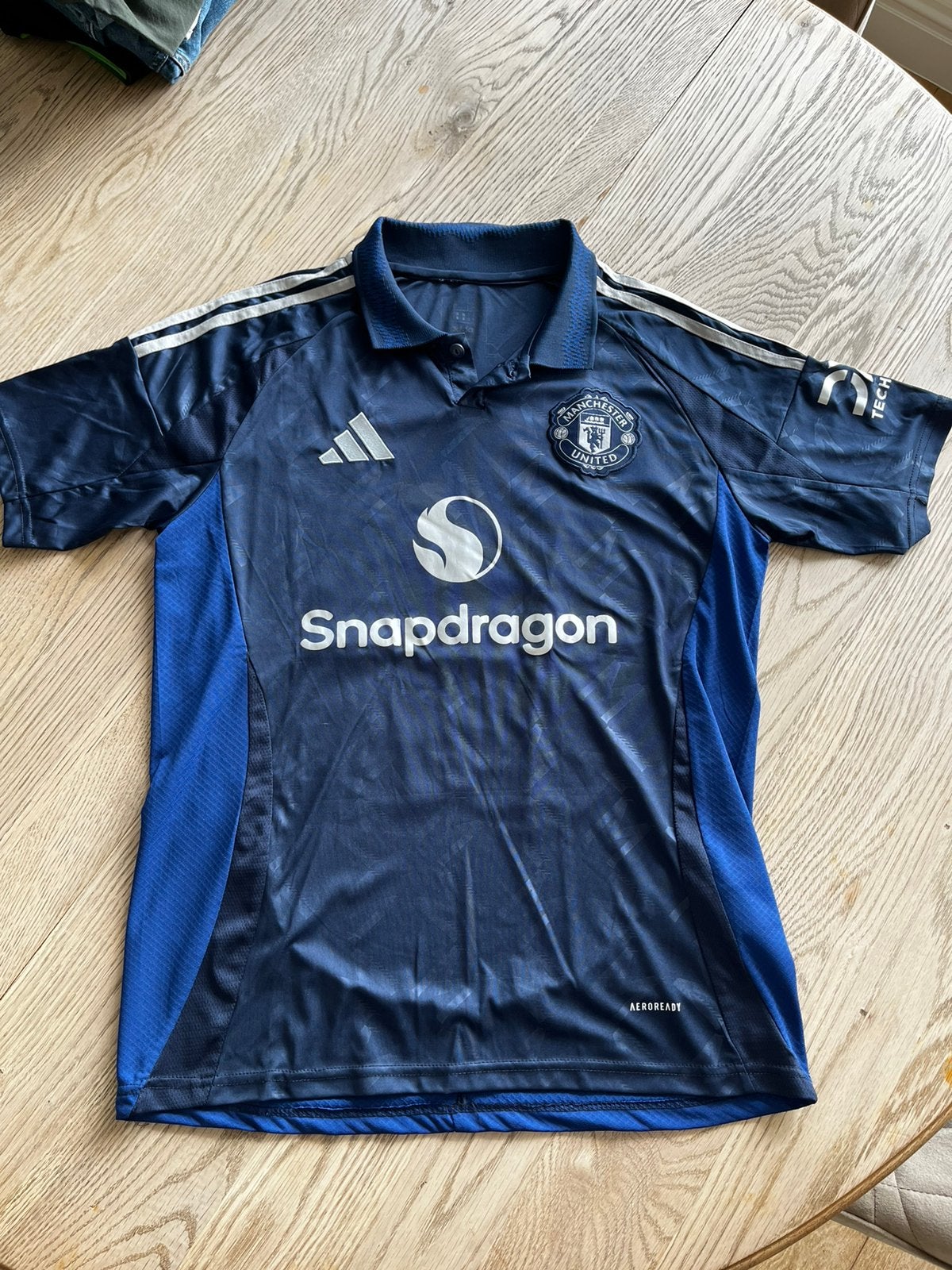 Man United 3de shirt maat M, Maat M, Ophalen of Verzenden, Zo goed als nieuw, Shirt