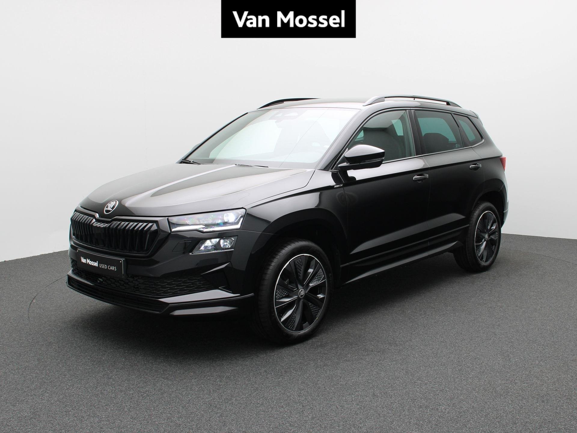 Skoda Karoq SPORTLINE - 10km - Camera - Zetevverwarming, Auto's, Stof, 110 kW, 4 cilinders, Elektrische koffer