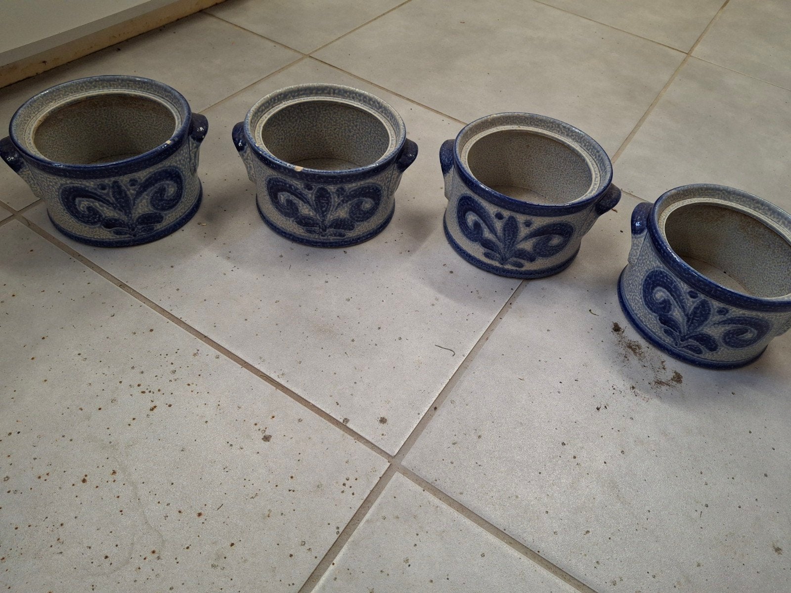 4 antieke blauwe keramiek potten, Tuin en Terras, Ophalen, Gebruikt, Aardewerk