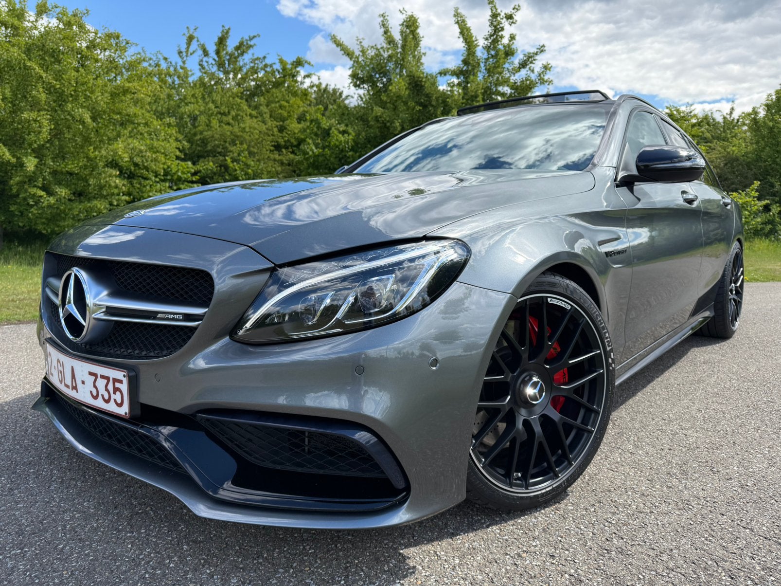 Mercedes-Benz C63 AMG / TOP / BUCKETSEATS / PANO / KEYLESS, Autos, Cuir, Argent ou Gris, Achat, Euro 6