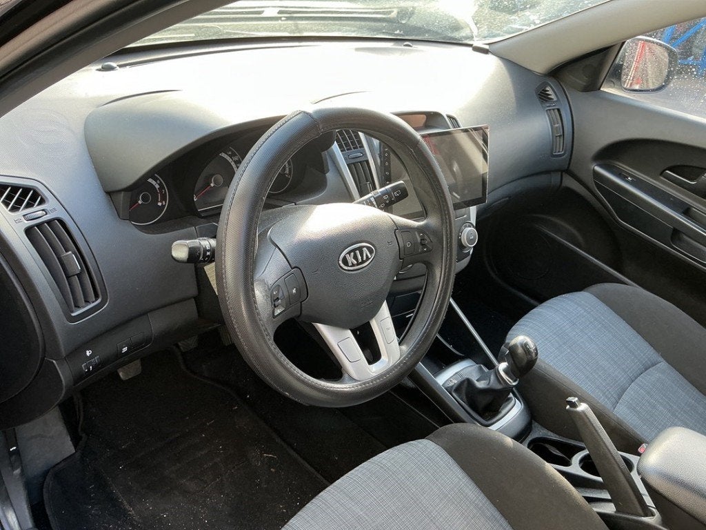 BOITIER FUSIBLES Cee'd Sporty Wagon (EDF) (|919501H510|), Autos : Pièces & Accessoires, Kia, Info@kia.de, Utilisé, Theodor-Heuss-Allee 11
60486  Frankfurt am Main, DE