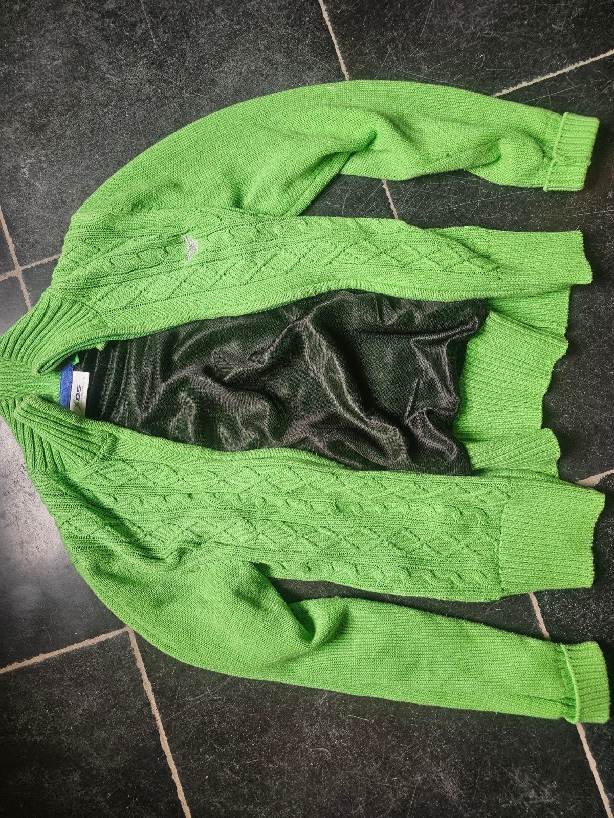 NIEUW. prachtige gevoerde cardigan DAILY SPORTS, Kleding | Dames, DAILY SPORTS, Verzenden, Nieuw, Maat 36 (S)