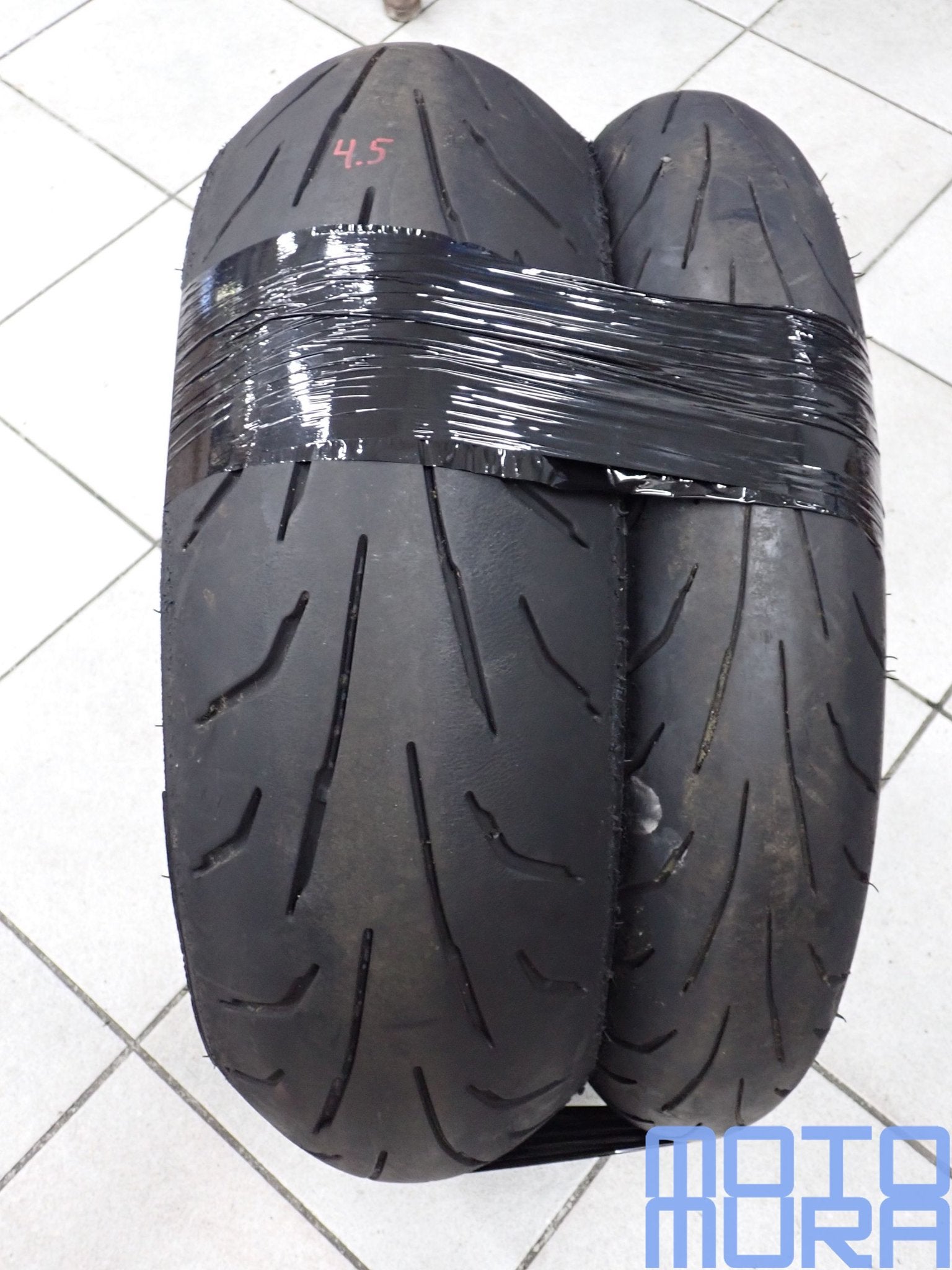 Dunlop qalifier core 120/70ZR17 180/55ZR17 bandenset voorban, Gebruikt, -, -, Ophalen of Verzenden