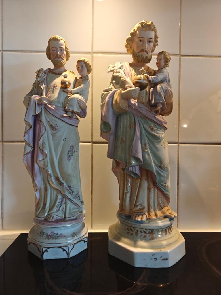 2x grote St-Jozef met Jezus in gekleurd biscuit. H.43+40 cm, Enlèvement