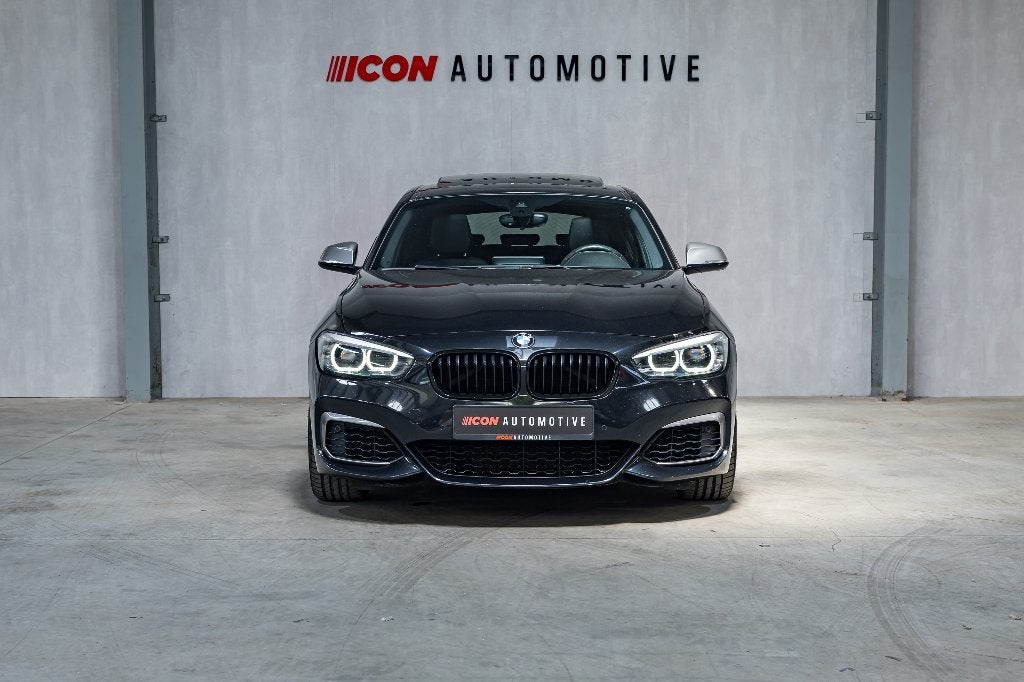 BMW F20 M140i - PANO | XDRIVE | NAVPRO | CAMERA | HRMNKRDN, Autos, BMW, Cuir, Phares entièrement LED, Achat, 2997 cm³