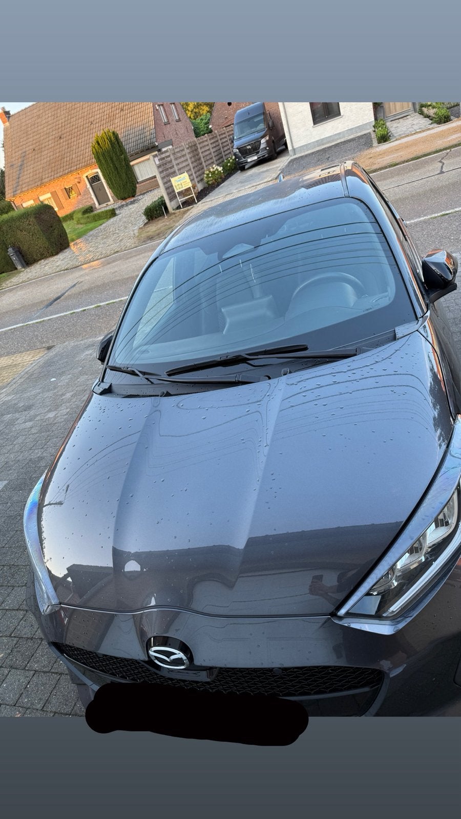 Mazda 2 hybride/benzine full option te koop!, Auto's, Navigatiesysteem, 450 kg, Overige kleuren, 85 g/km