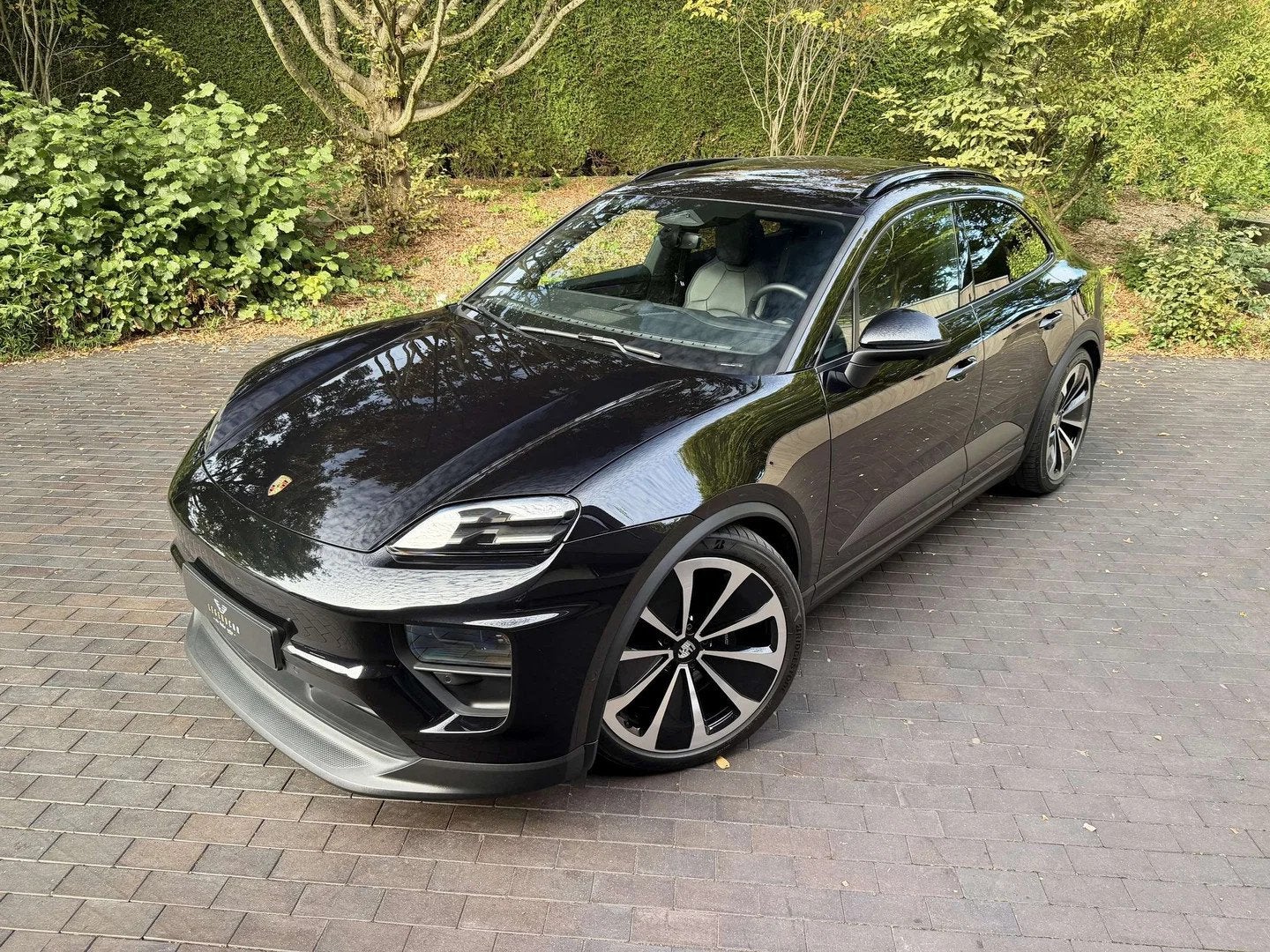 Porsche Macan 4 EV/BOSE/Pano/Sport Chrono/22"/Surround/Innod, Cuir, https://public.car-pass.be/vhr/8b758f15-15a1-43f4-b0d2-e0d99416d722